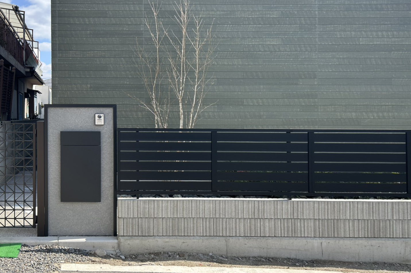 家族が集う広々外構